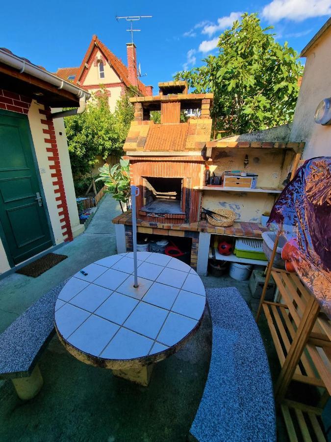 Petite Maison Au Calme Epinay-sur-Seine Exterior photo