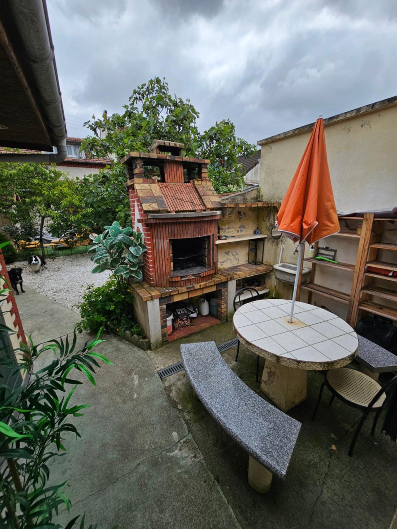 Petite Maison Au Calme Epinay-sur-Seine Exterior photo